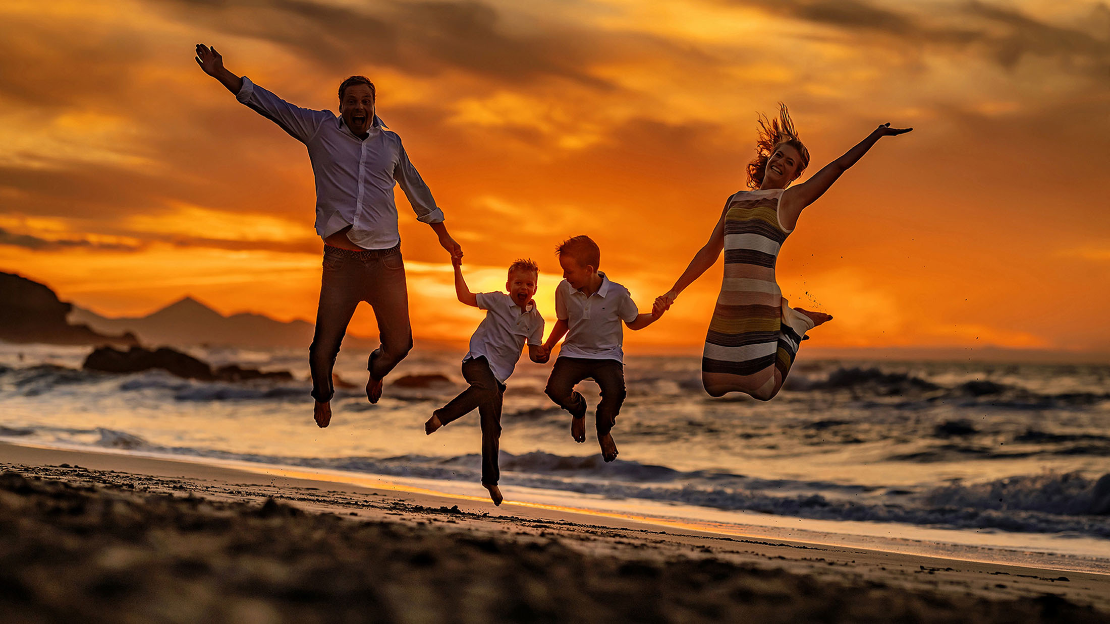 Fotoshooting Sonnenuntergang Familie Strand Fuerteventura